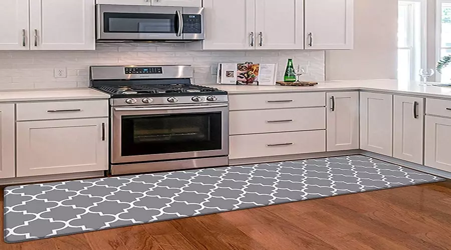 فرش آشپزخانه با کابینت سفید-فرش بهراد